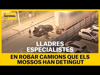 Tải video: Imatges de la banda de lladres especialitzada en robar CAMIONS que els MOSSOS han detingut