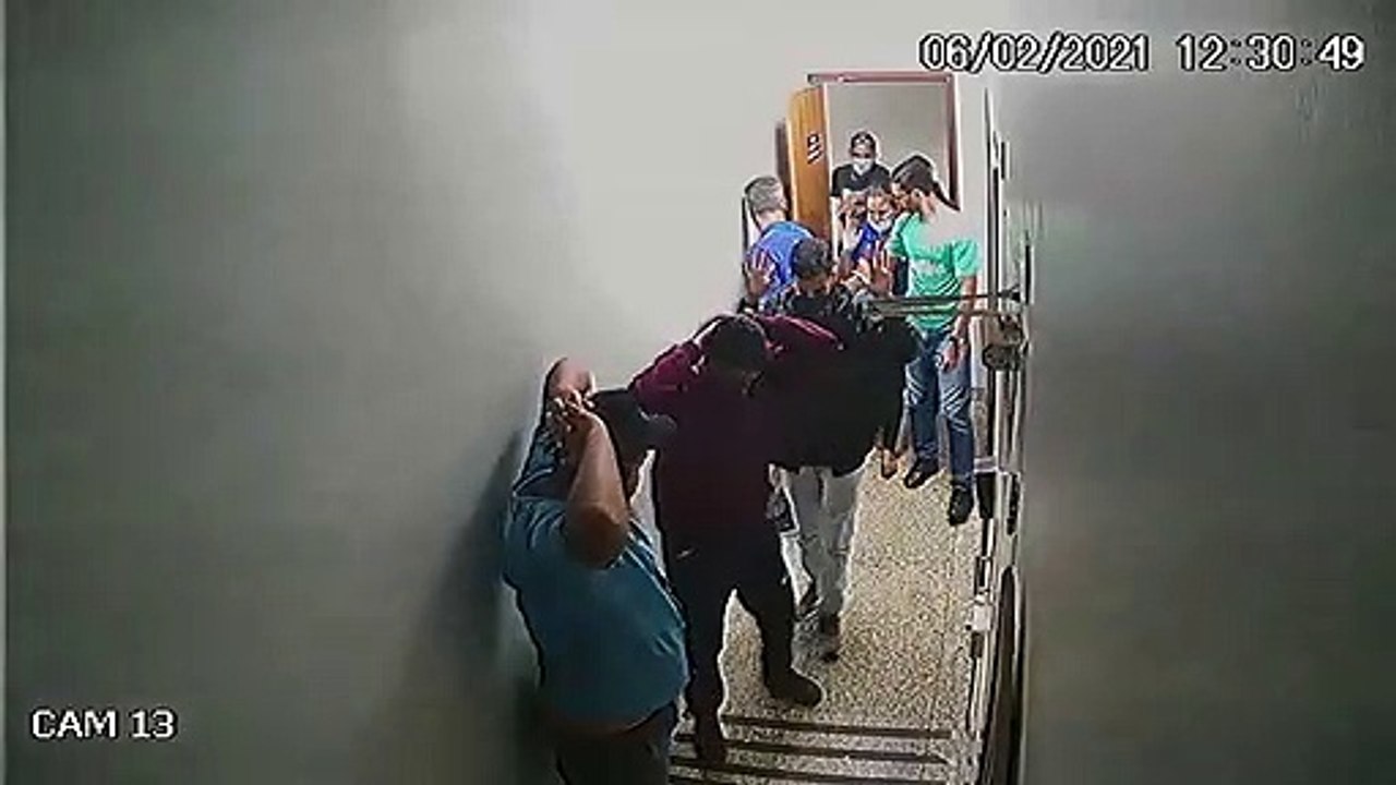 Homens rendem funcionários e assaltam comércio em Taguatinga