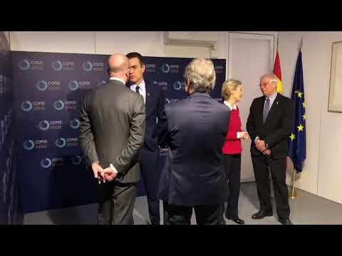 Pedro Sánchez habla con los jefes de Estado de la UE en la Cumbre del Clima COP25