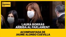 Laura Borràs arriba al Parlament acompanyada de Jaume Alonso Cuevilla, que serà el Secretari de la Mesa