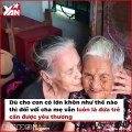 Cảm động hình ảnh mẹ già 103 tuổi tiễn con gái 80 tuổi
