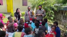 Tim Satgas Binmas Polri Berikan Sosialisasi Dan Bantuan Ke Kampung Salapek