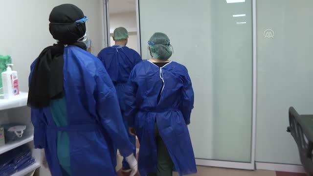 Sağlık çalışanları 14 Mart Tıp Bayramı'na koronavirüs nedeniyle hüzünlü giriyor