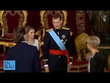 El momento que Felipe VI le da la mano al ex de Letizia, Kitín Muñóz