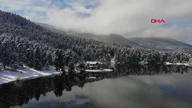 BOLU Gölcük'te kartpostallık kar manzaraları