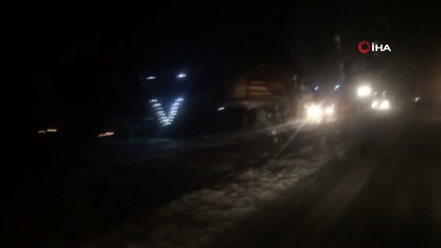 İpek geçidi kar yağışı ve tipi nedeniyle ulaşıma kapandı