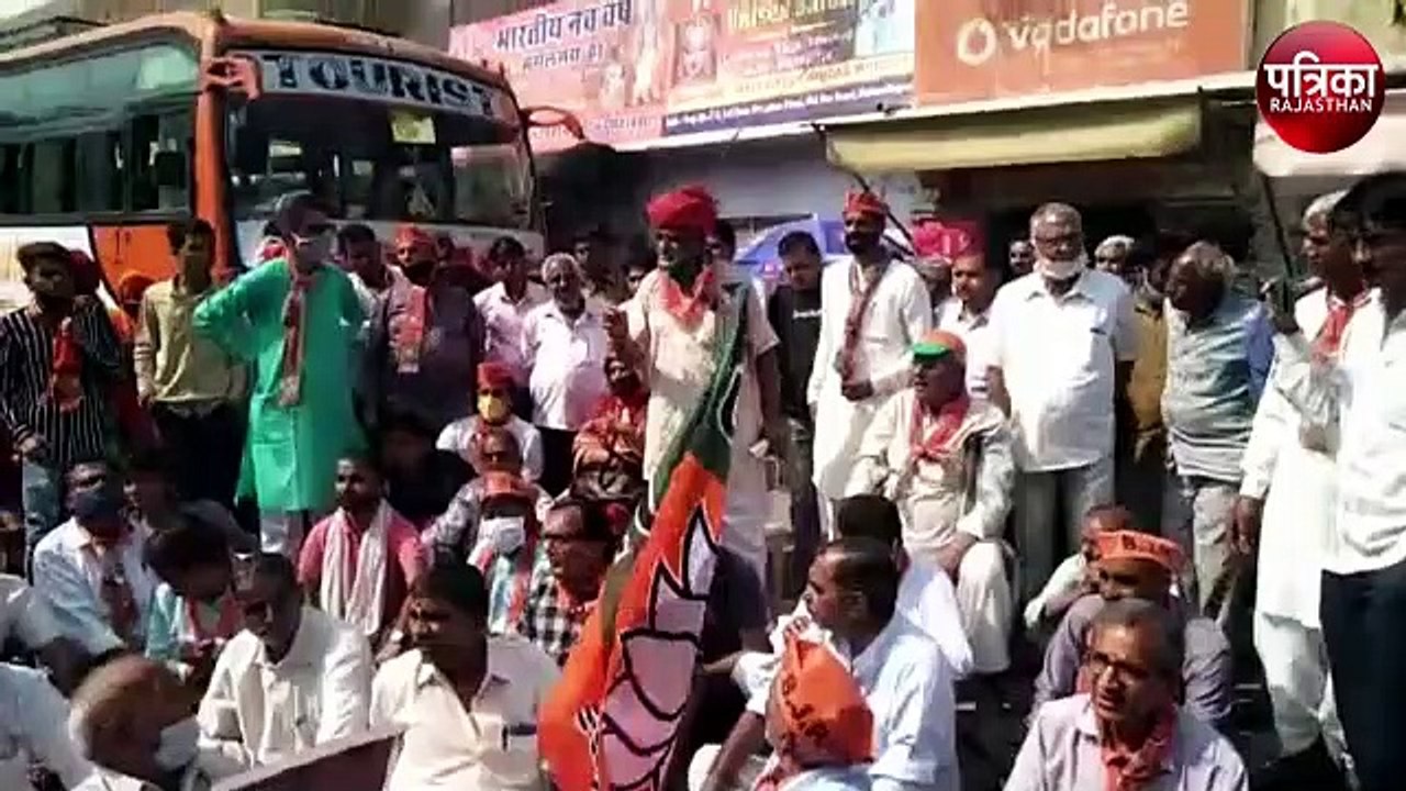 वीडियो में देखें पूर्व विधायक ने कैस एसडीएम के सामने खोया आपा