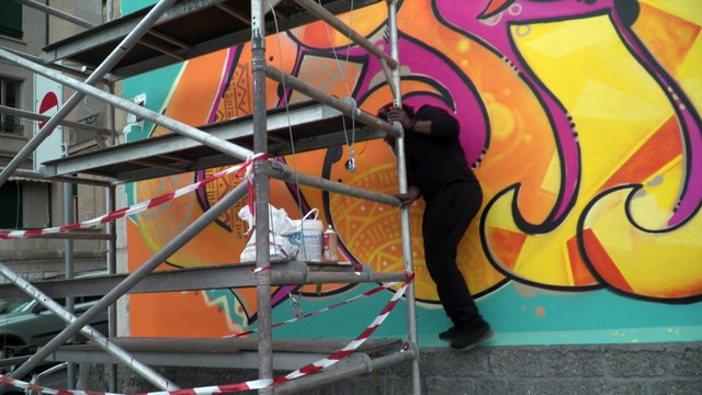 Граффити в Женеве: цвета равенства