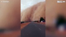 [TRANSLATE] - Impressive sandstorm blankets city in Niger