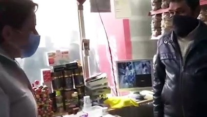 10 yaşındaki çocuk, Akşener’e anlattı: İnternet yok, tablet de yok, iki kardeşiz, EBA’ya giremiyoruz