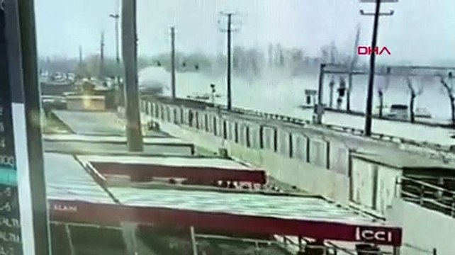 Bursa'da freni patladığı belirtilen TIR, çok sayıda araca çarptı: 6 kişi yaşamını yitirdi