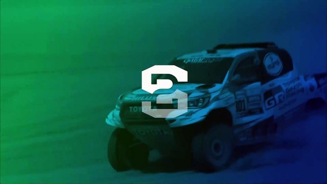 Générique de Stade 2 sur France 2 présenté par Matthieu Lartot