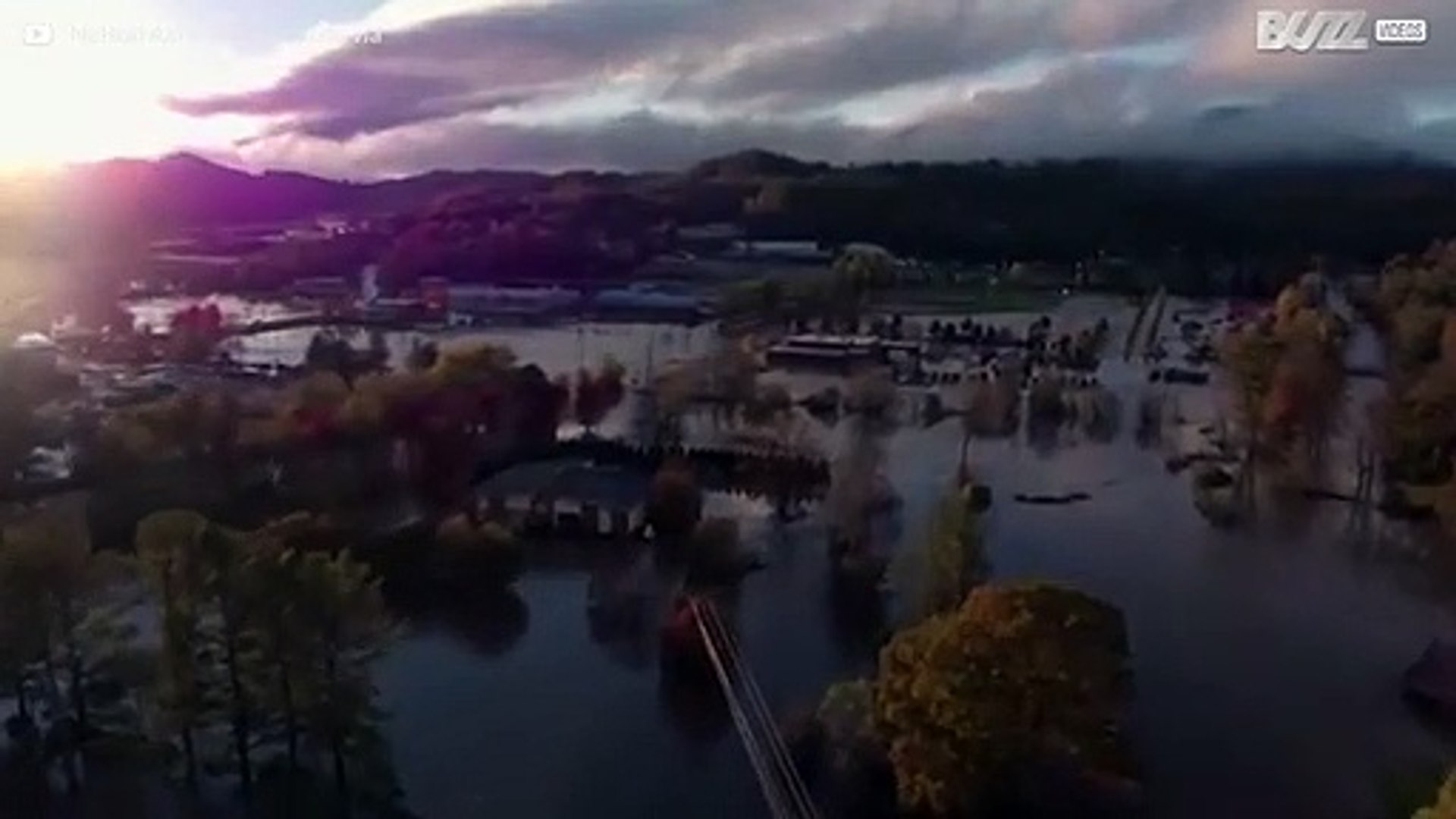 ⁣Drone filma enchente histórica na Carolina do Norte