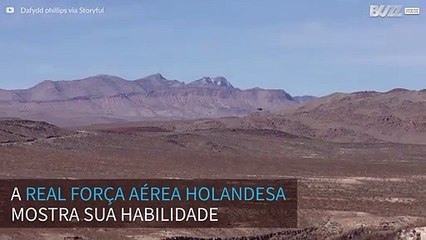 Avião de caça filmado em voo super rasante na Califórnia