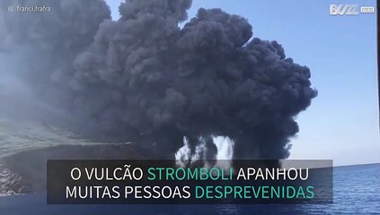 Vulcão Stromboli filmado durante assustadora erupção