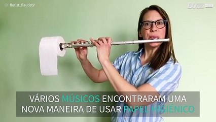 Flautista arrasa o desafio do papel higiénico!