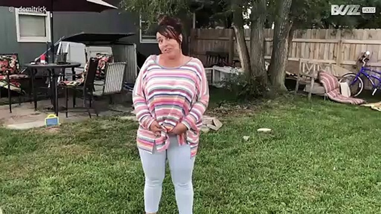 Mãe deixa filho a rir com tentativa de roda falhada