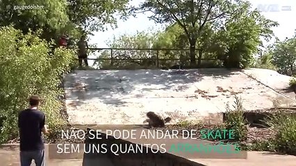 Skater falha truque com queda assustadora!