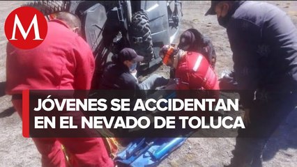 Suben clandestinamente al Nevado de Toluca y vuelcan; una joven resultó lesionada