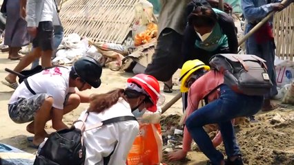 توجيه تهم لصحافيين في بورما وبريطانيا تدعو رعاياها للمغادرة وروسيا قلقة