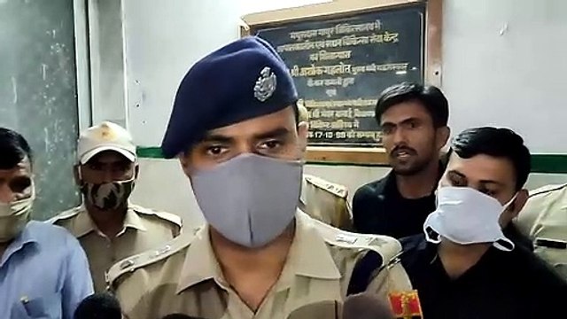 हथियार सप्लायर की पुलिस पर फायरिंग, जवाबी गोली में घायल