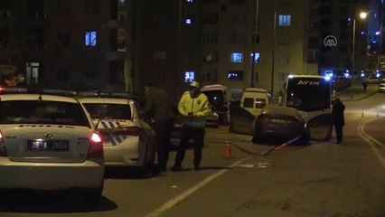 Otomobille midibüs çarpıştı: 1 ölü, 4 yaralı