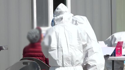 신규 확진 닷새째 400명대..."추가 확산 우려" / YTN