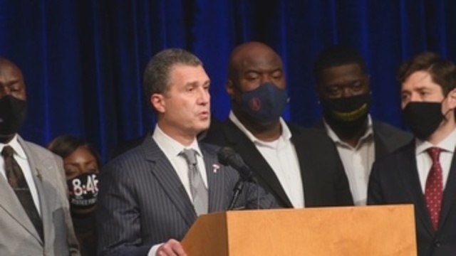 Familia de George Floyd recibirá 27 millones de dólares de Mineapolis