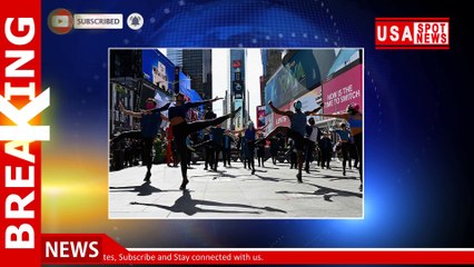 Broadway producers are looking for 5,000 singers for Guinness-record bid