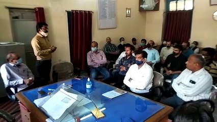 छात्र/छात्राओं रक्तदान करें, इसके लिए उन्हें प्रोत्साहित करें