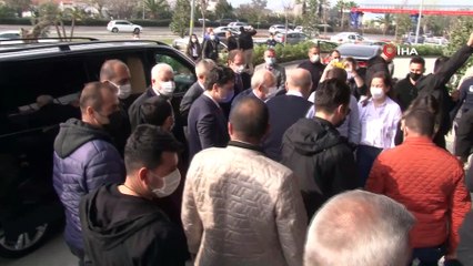 - Kılıçdaroğlu'ndan yangında dumandan etkilenen Başkan Uygur'a hastanede ziyaret