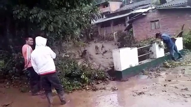 Avalancha deja incomunicados a municipios de San Sebastián y Almaguer, Cauca