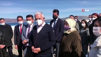 Binali Yıldırım Salda Gölü’nü ziyaret etti