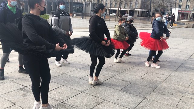 Covid. Des écoles de danse manifestent pour la reprise des activités