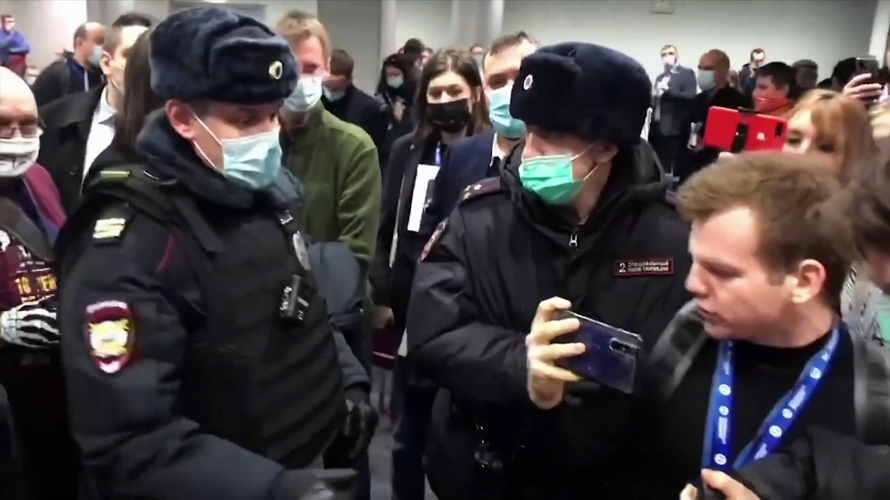 Russian police detain participants at opposition forum in Moscow