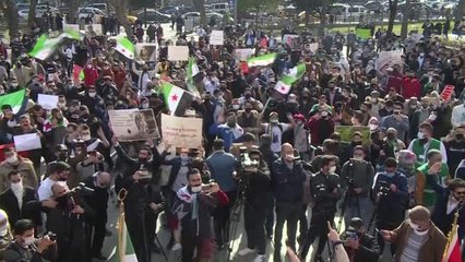 Bazı STK'lar Suriye'deki iç savaşın 10'uncu yılında ülkedeki rejimi protesto etti