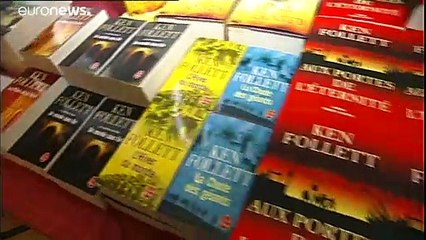 Ken Follet ajuda a restaurar catedral no noroeste de França