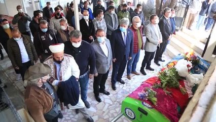 Erkek arkadaşı tarafından öldürülen genç kızın cenazesi defnedildi