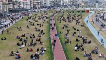İzmir’de ‘kırmızı alarm’ uyarısına rağmen ürküten yoğunluk
