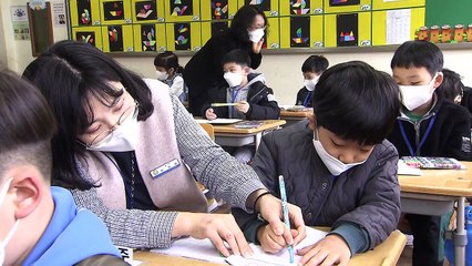 학력 격차 우려 '1수업 2교사제'에 주목 / YTN
