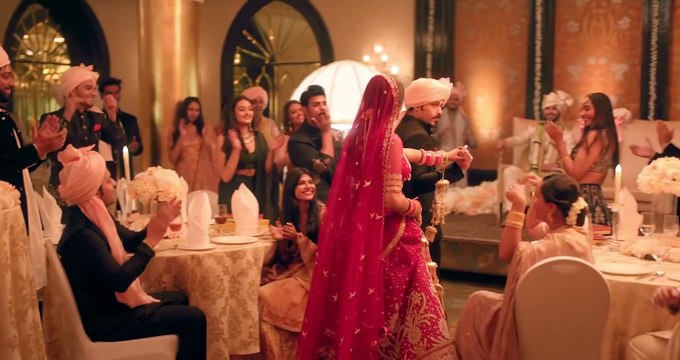 lut gaye full song teri nazron ne kuch aisa jadoo kiya lut gaye aankh uthi mohabbat ne angrai lee