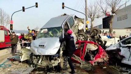 Bursa'daki Tır Faciasında 3 Aracın Altında Kaldı, Dehşet Anlarını Anlattı