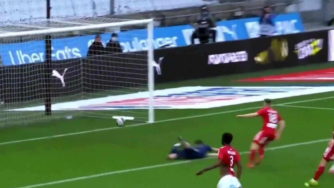 Milik - z kolejnym golem vs Brest (13.03.2021)