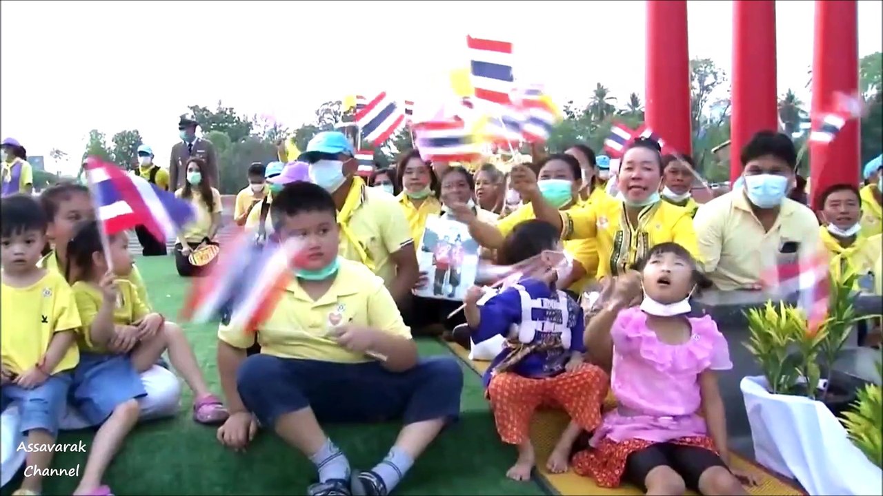 ในหลวง พระบรมราชินี และเจ้าคุณพระสินีนาฏฯ ทรงวางศิลาฤกษ์ และทรงเปิดอาคารที่ทำการศาลจังหวัดพิษณุโลก