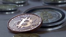 Bitcoin-Kurs: Erstmals über 60 000 US-Dollar