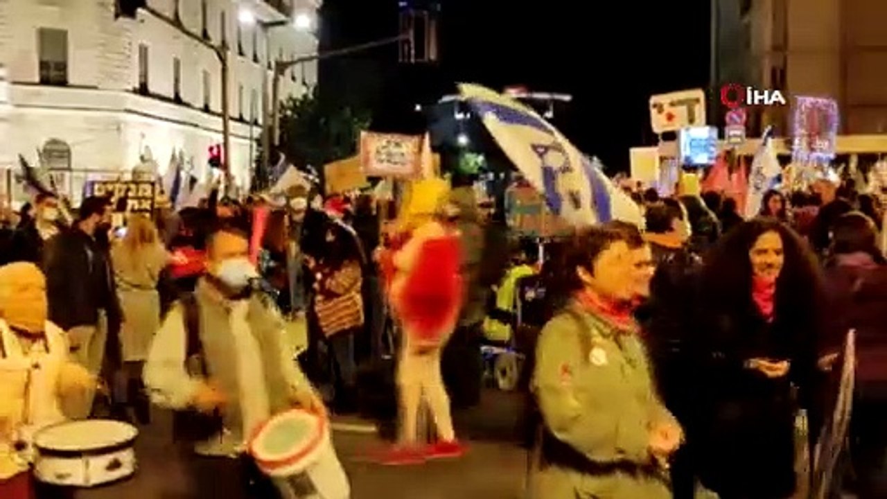 - İsrail Başbakanı Netanyahu Kudüs'teki konutu önünde protesto edildi- 23 Mart’taki seçimlerden önce son protesto