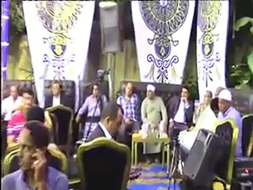 سورة الرحمن باداء عجيب_rose_ الله اكبر عليك يا شيخ حرك _hearts_ listen to Qu'ran ( 240 X 320 )