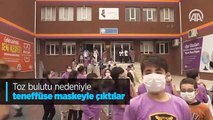 Toz bulutu nedeniyle teneffüse maskeyle çıktılar