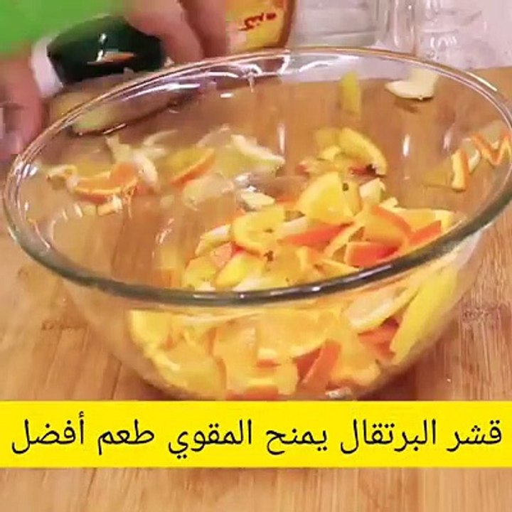 Preparing lemon and ginger juice