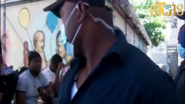 Premye minis Jouthe vizite nan lopital Bernard Mevs polisye ki te blese nan operasyon Vilaj de Dye